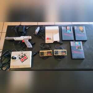 Nintendo Entertainment System with Controllers and Games - Gray